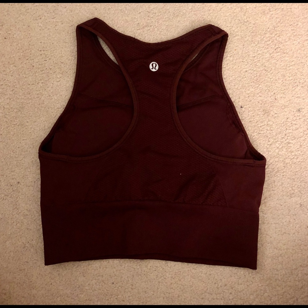 Lululemon maroon sports bra